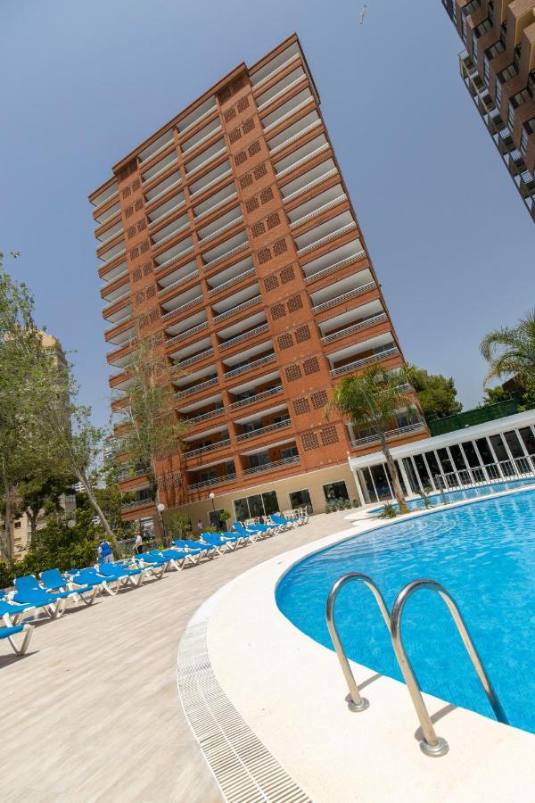 Aparthotel Bcl Levante Lux Benidorm Bagian luar foto