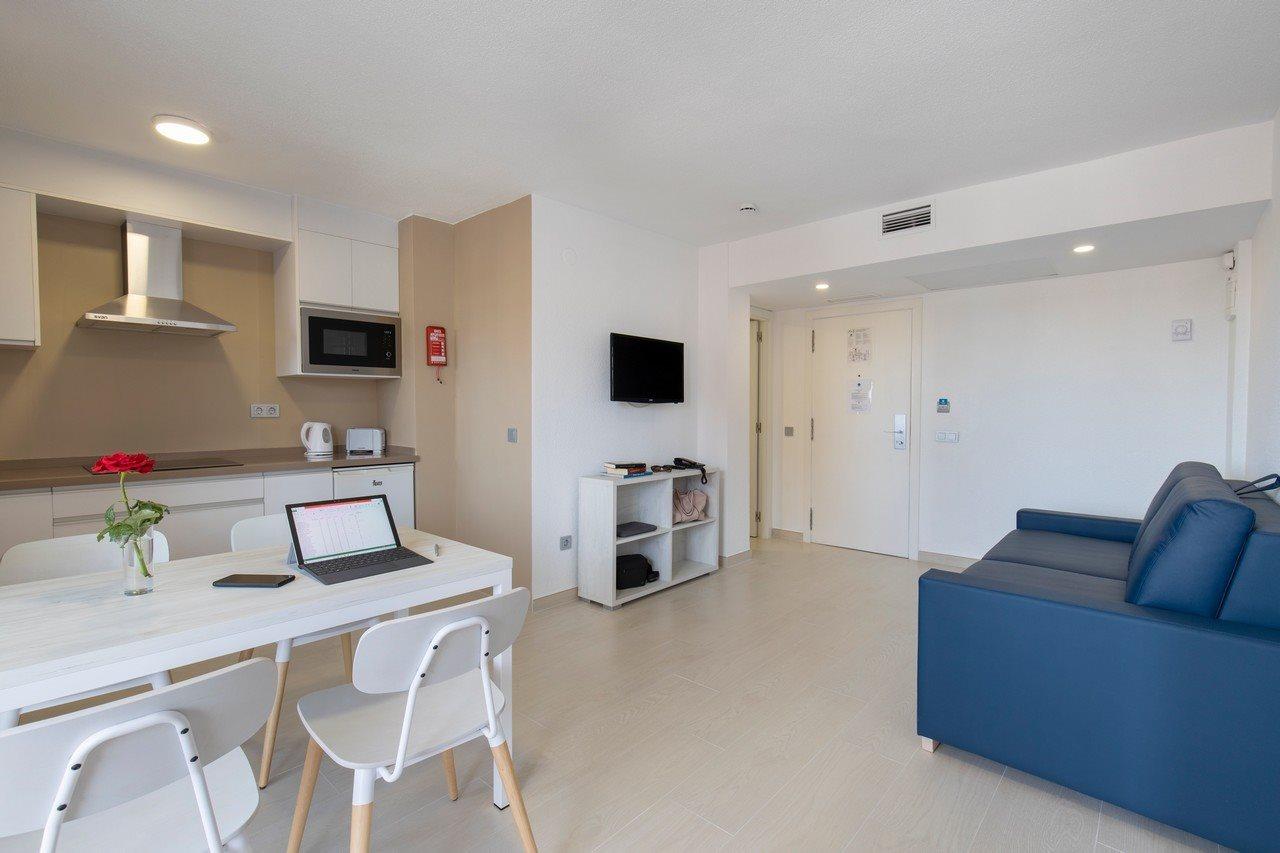 Aparthotel Bcl Levante Lux Benidorm Bagian luar foto