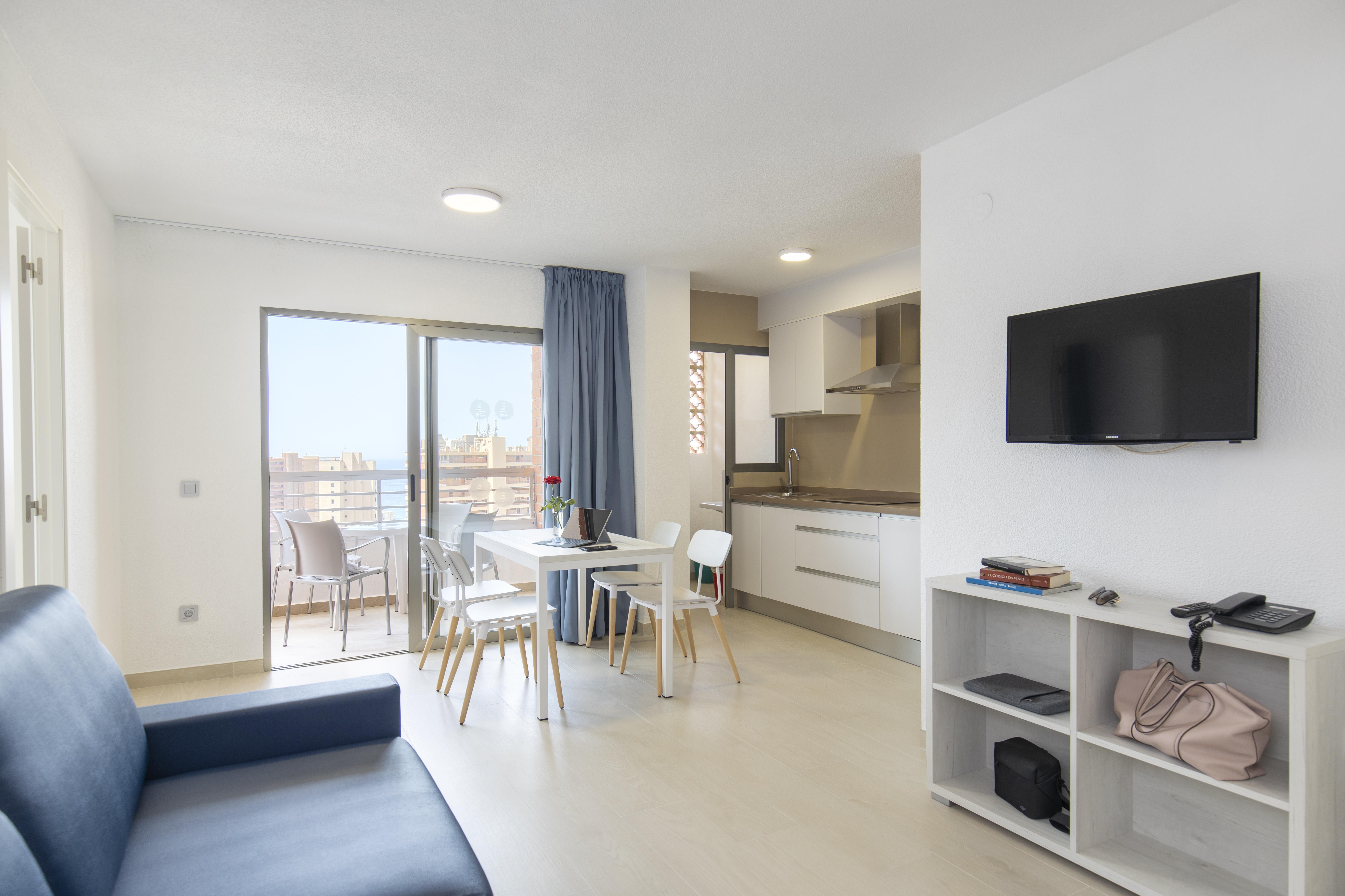 Aparthotel Bcl Levante Lux Benidorm Bagian luar foto