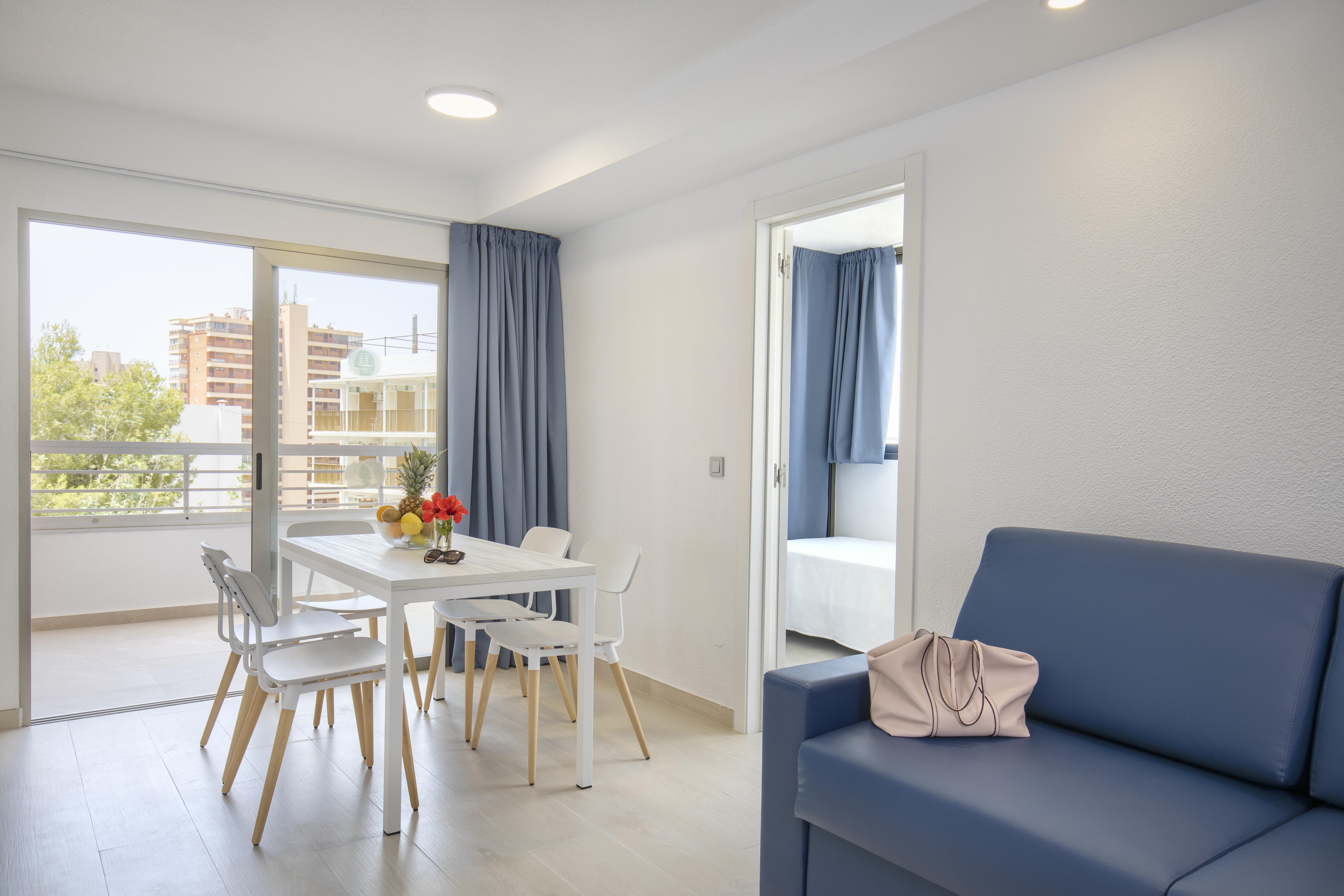 Aparthotel Bcl Levante Lux Benidorm Bagian luar foto