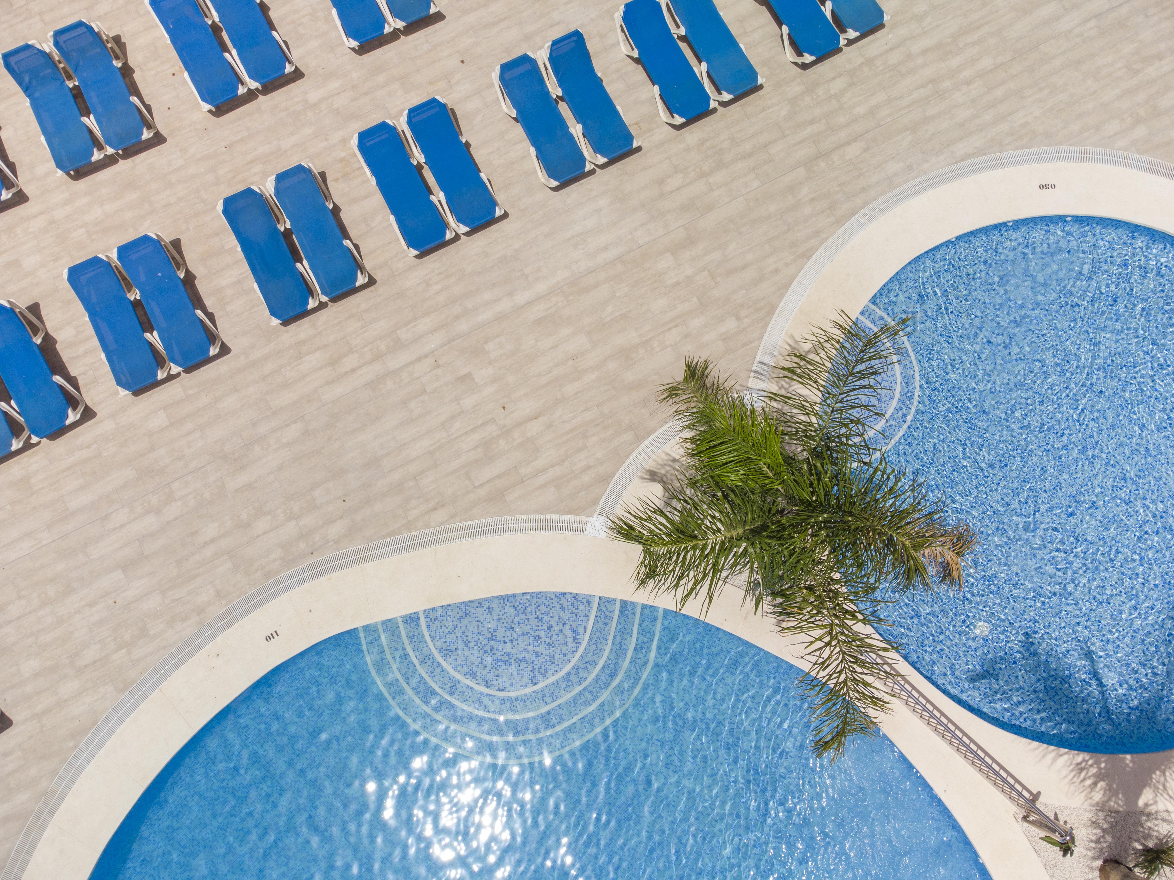 Aparthotel Bcl Levante Lux Benidorm Bagian luar foto