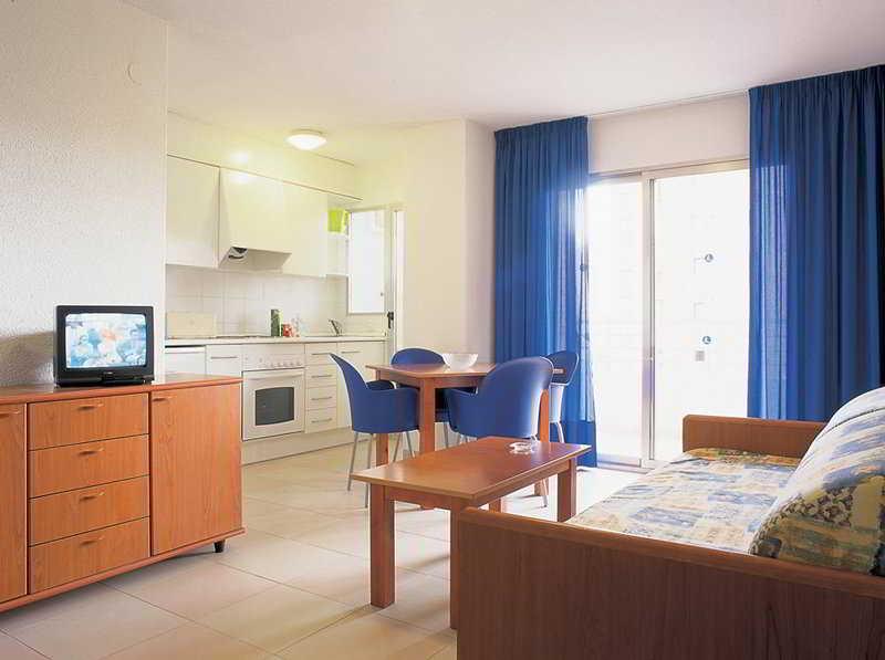 Aparthotel Bcl Levante Lux Benidorm Bagian luar foto